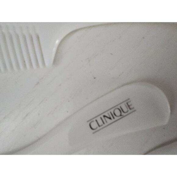 Vintage Clinique Hair‎ Comb Wide Tooth Detangling White Hard Plastic Set Of 3 - Picture 2 of 8